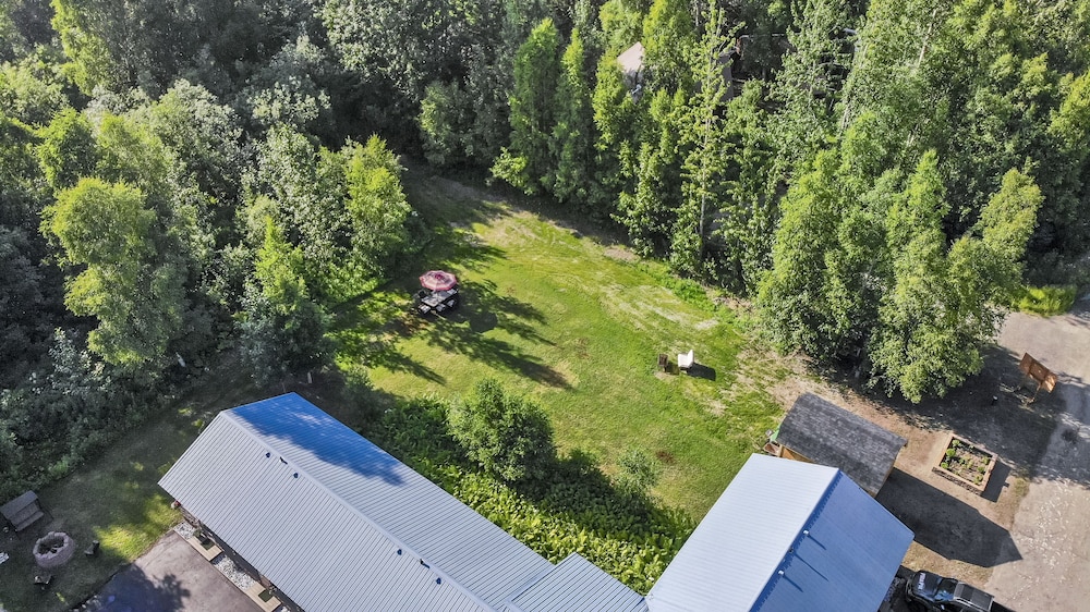 Talkeetna Inn 39/43