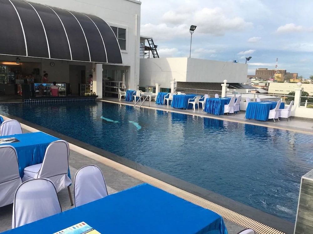 Flipper House Hotel Pattaya 42/48