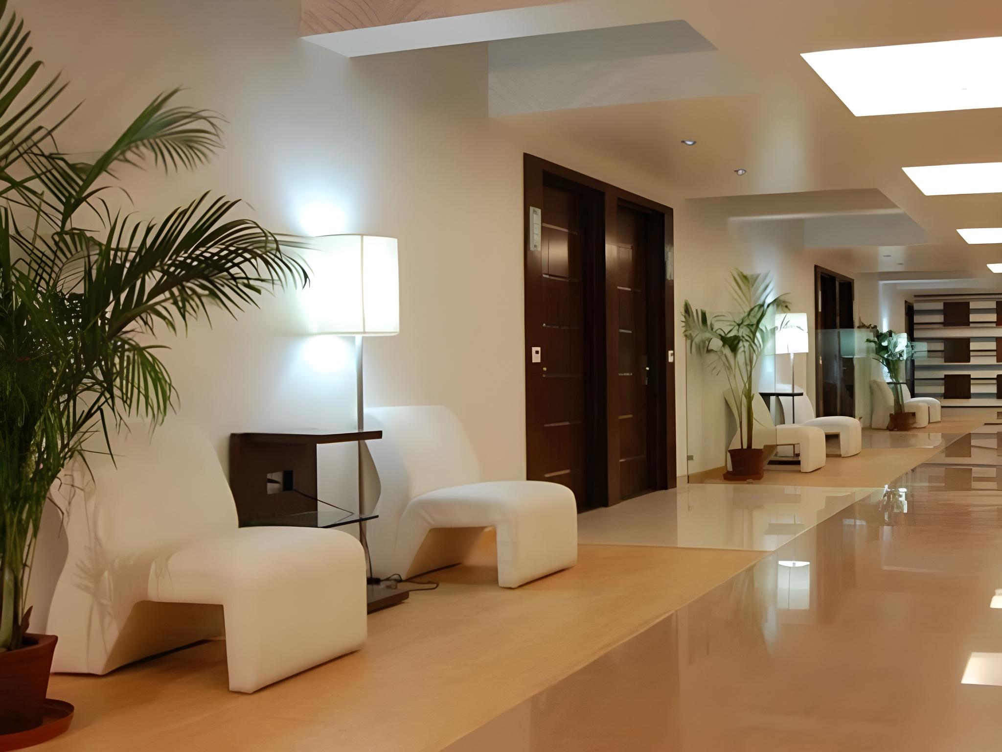 Business, Double or Twin Bed