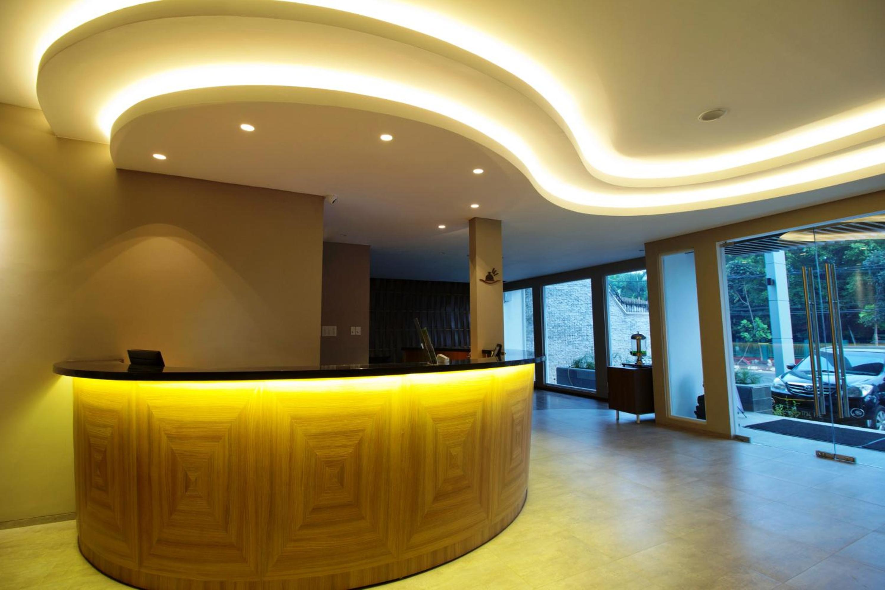 Vinotel Cirebon 7/50