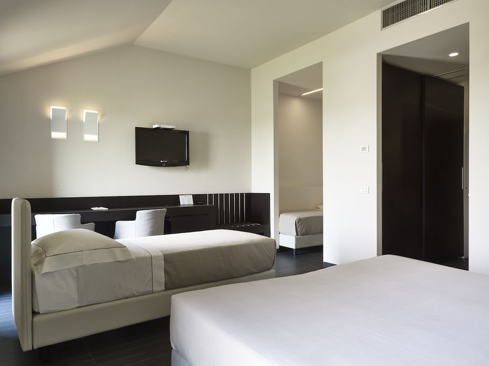 Casalgrande Hotel 8/44
