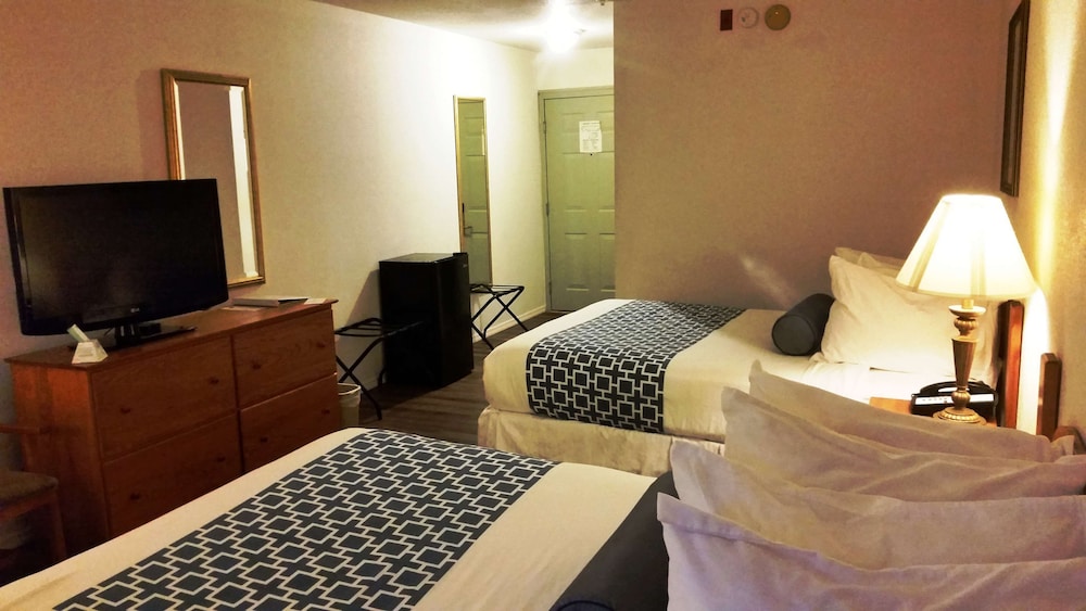 SureStay Plus by Best Western Berkeley Springs 17/38