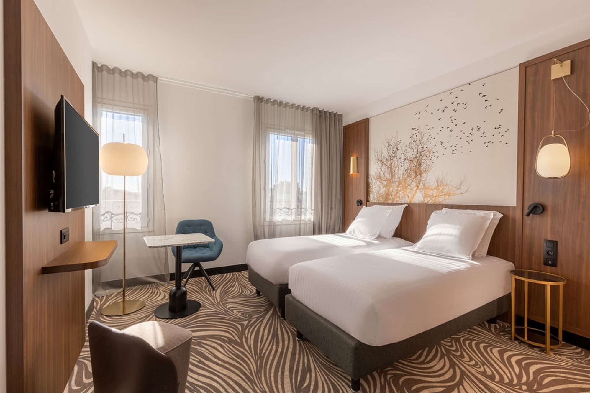 SUPERIOR, TWIN BEDS