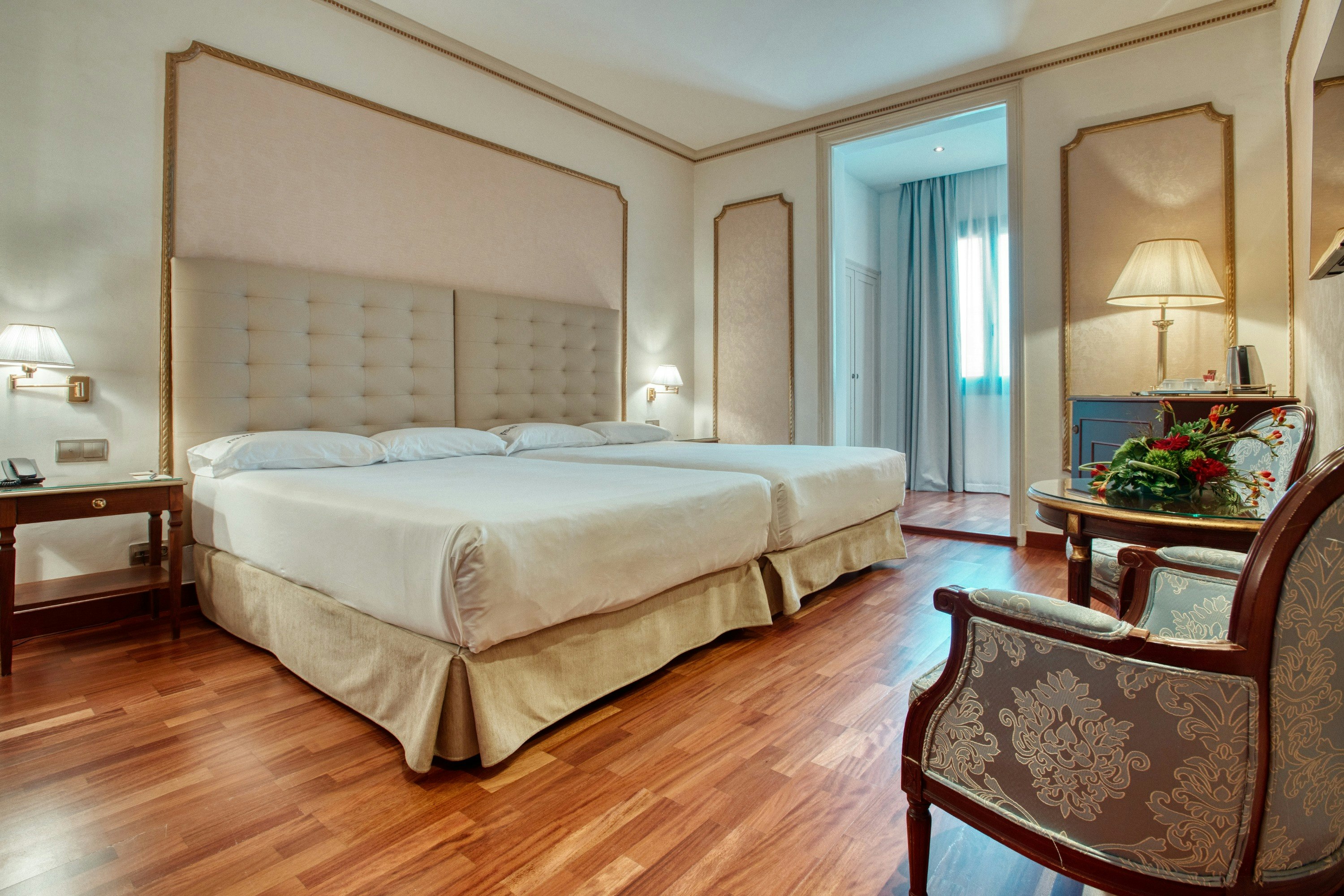 Roger De Lluria Hotel 29/57