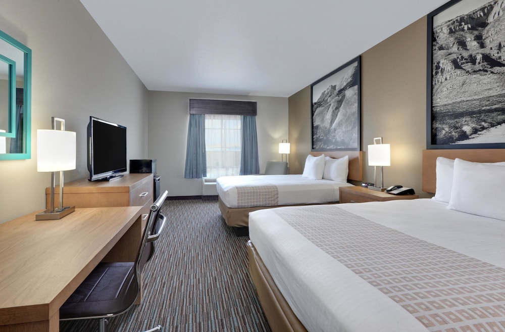 Spark by Hilton Midland South 16/30