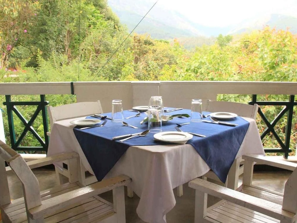 River Garden Resort 22/46