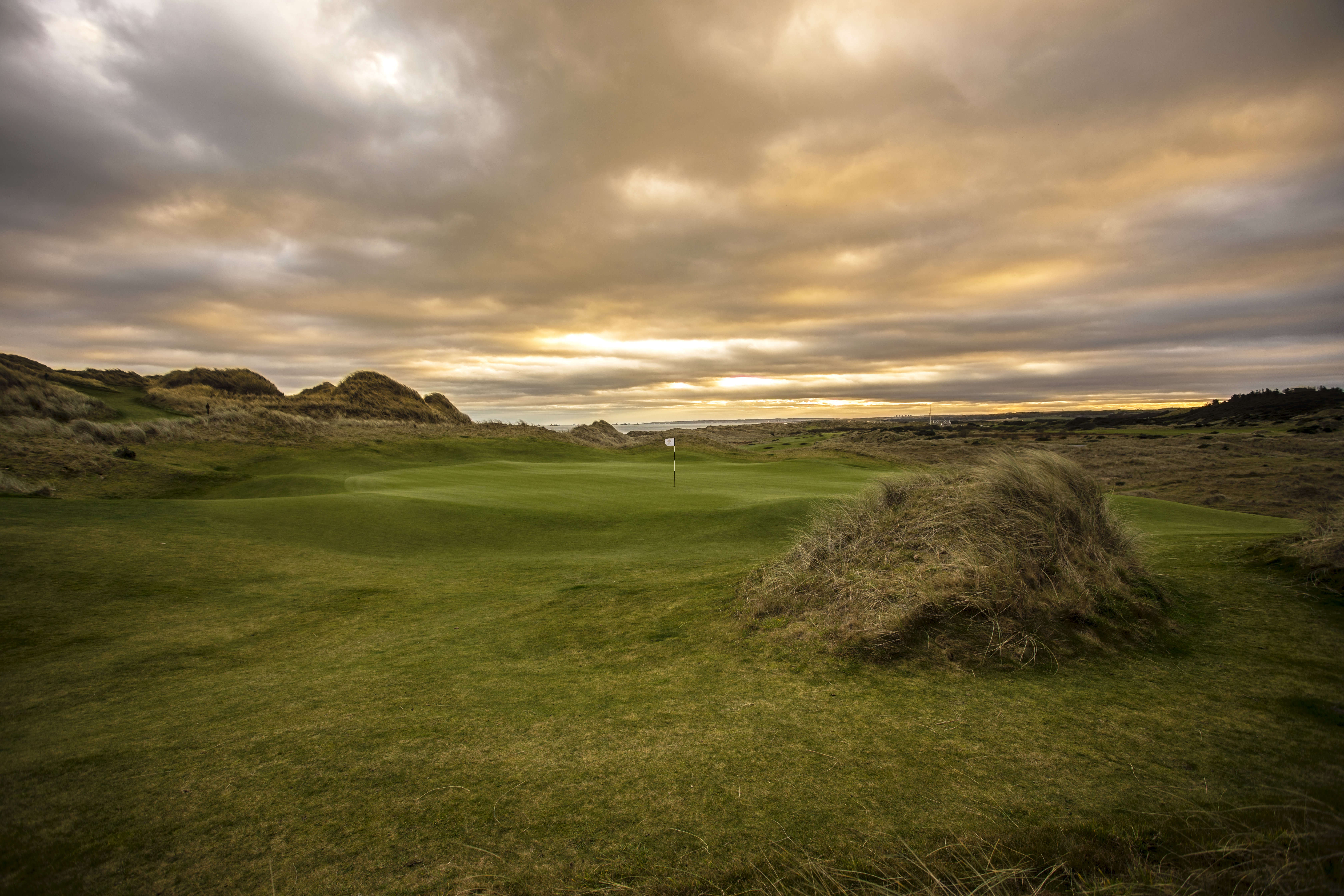 Macleod House Lodge Trump Aberdeen 32/50