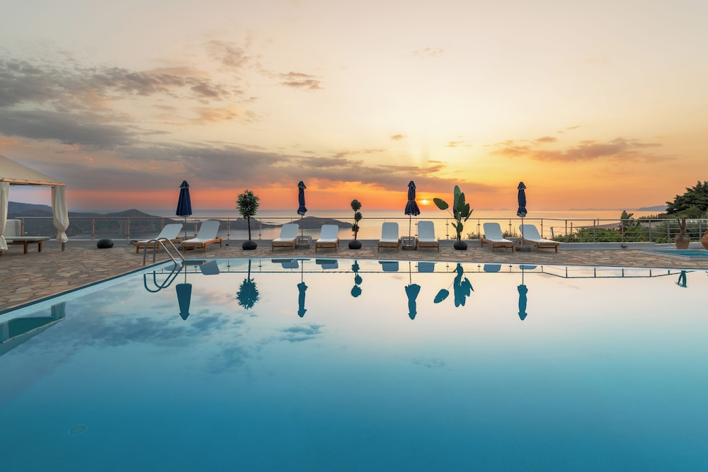 Adrakos Apartments 66/78