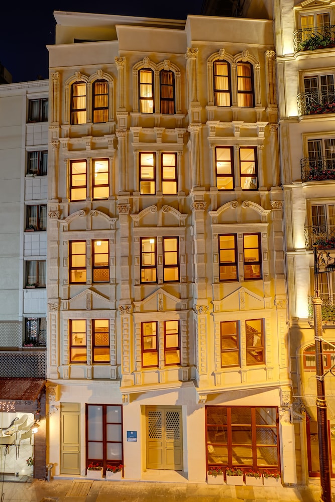 LALAHAN HOTEL 1/61
