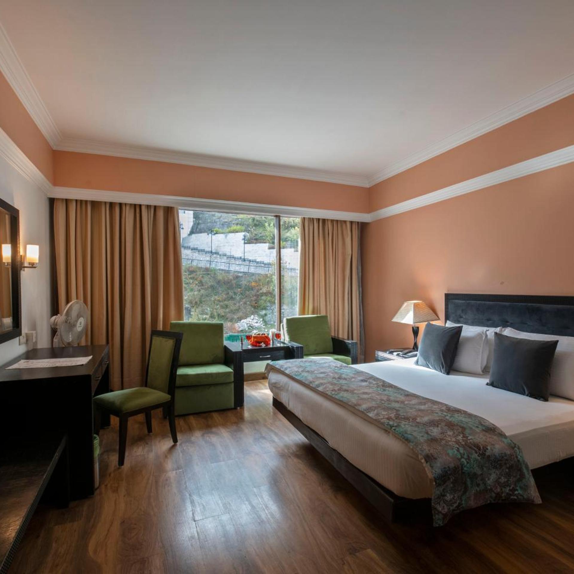 Premier, Double or Twin Bed