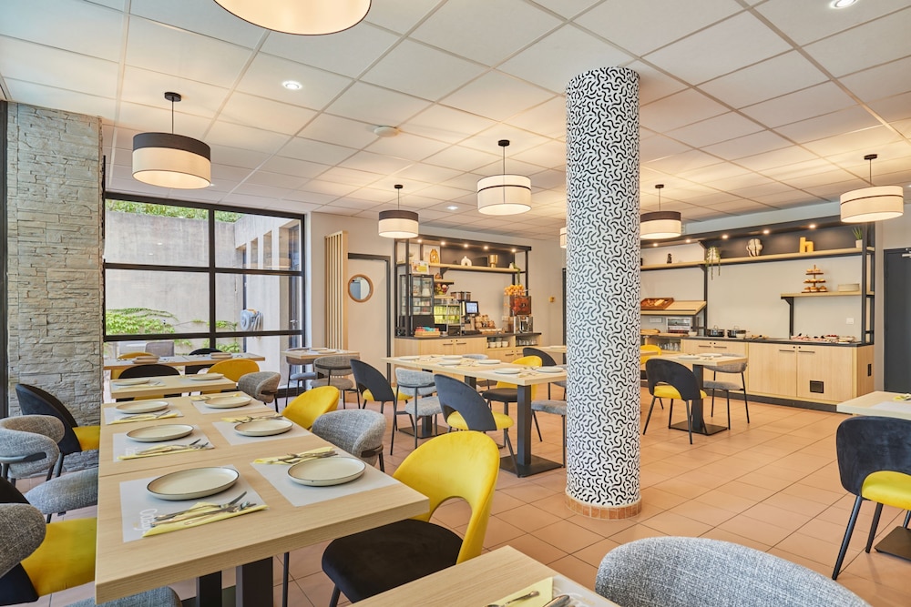 Appart hotel Odalys City Aix en Provence Centre Rotonde 30/48