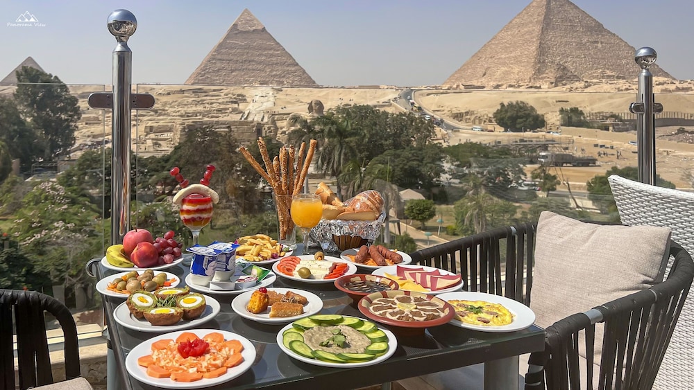 Panorama Pyramids Inn 39/50