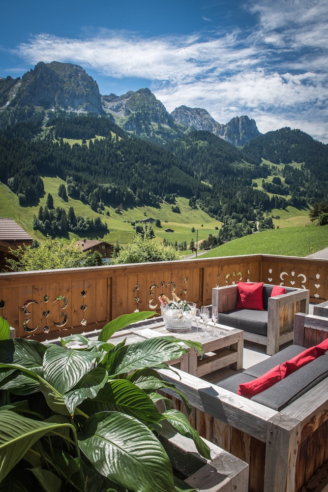 Hotel de Rougemont and Spa 47/50