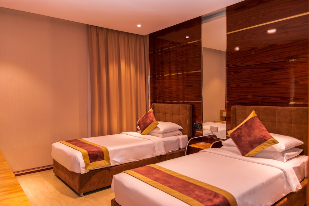 City Park Hotel Apartments 24/64