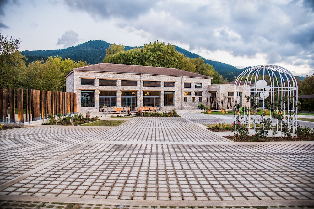 Oniropetra Boutique Hotel 67/75