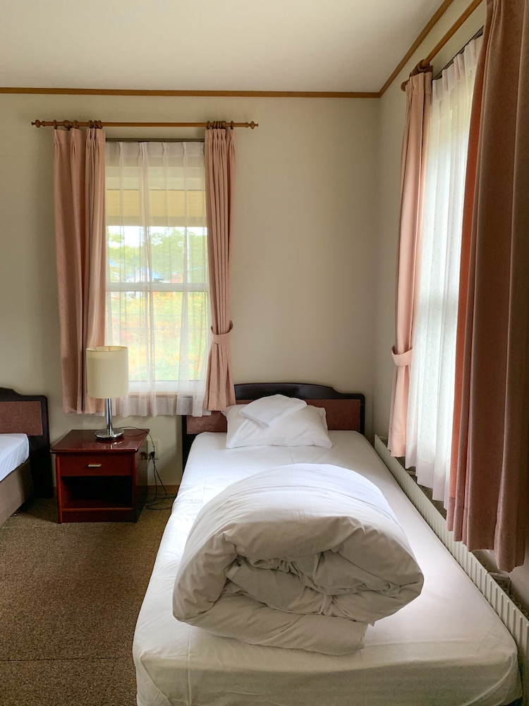 The Niseko Ski Lodge - Higashiyama 7/50
