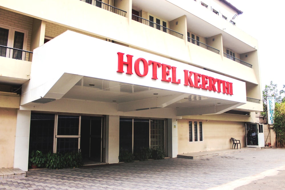 Hotel Keerthi 3/29