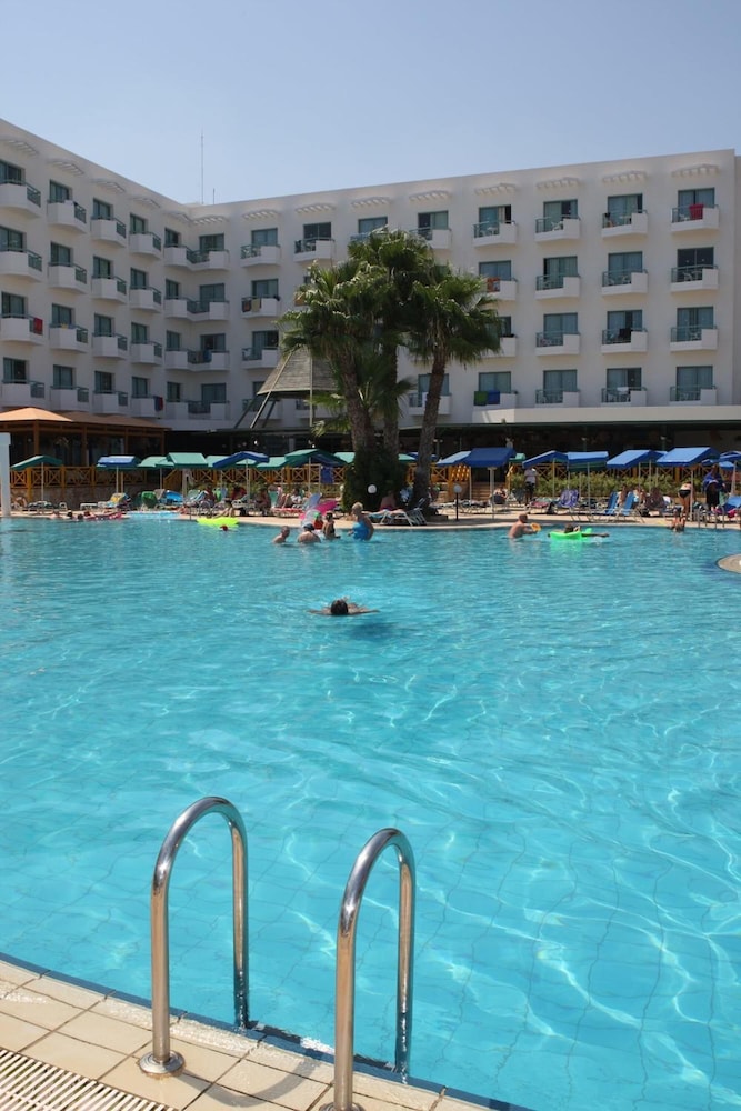 Antigoni Hotel 42/50