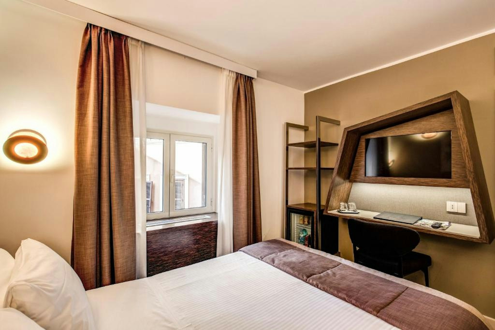 Al Manthia Hotel 59/94