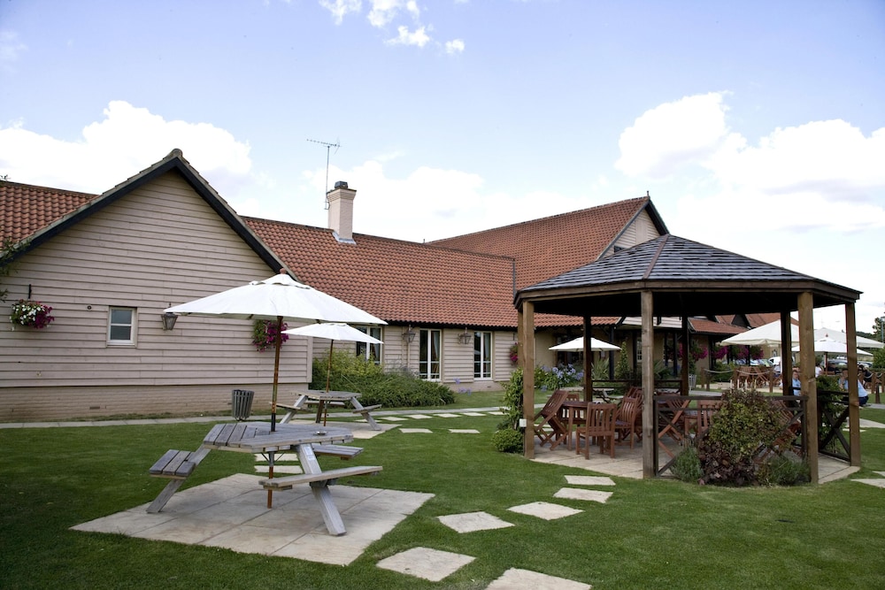 Premier Inn Basildon South 25/28