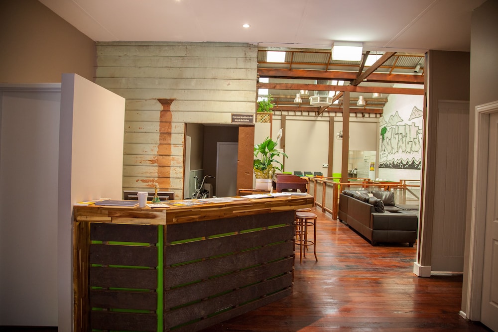 Fremantle Hostel 4/50