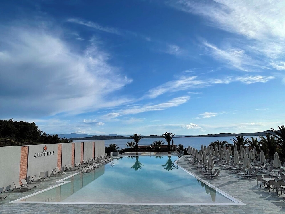 Aristoteles Holiday Resort & Spa 65/70
