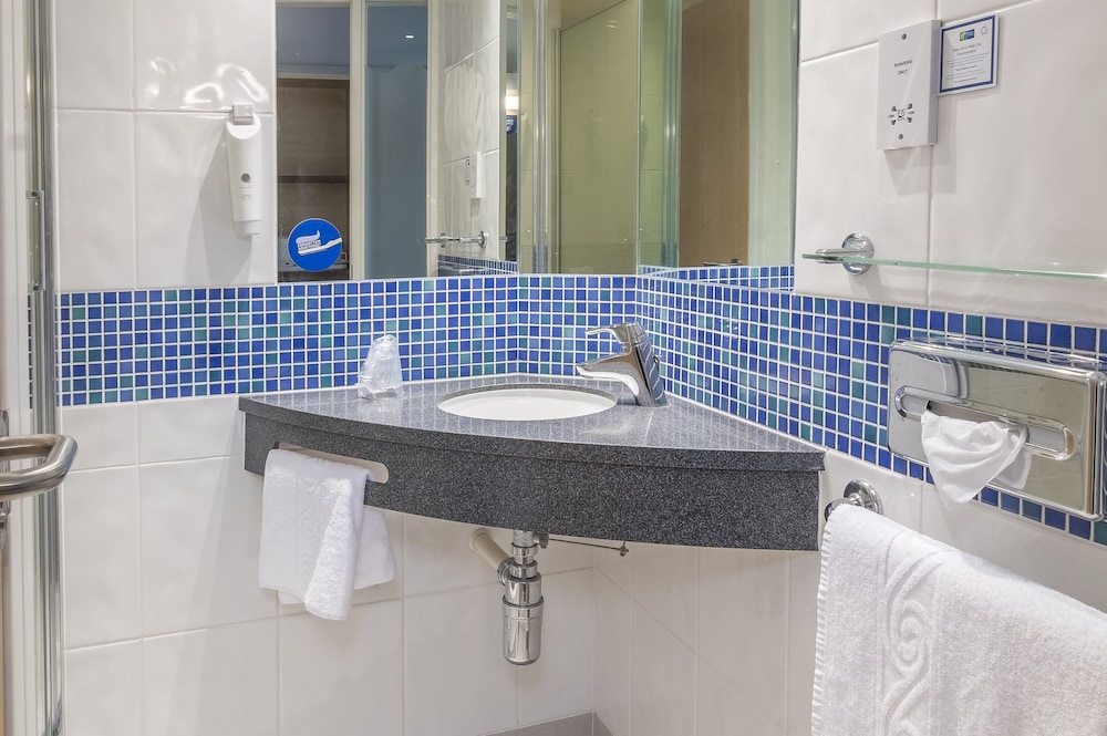 غرفة قياسية بسريرين منفصلين، Holiday Inn Express Kettering 6/7