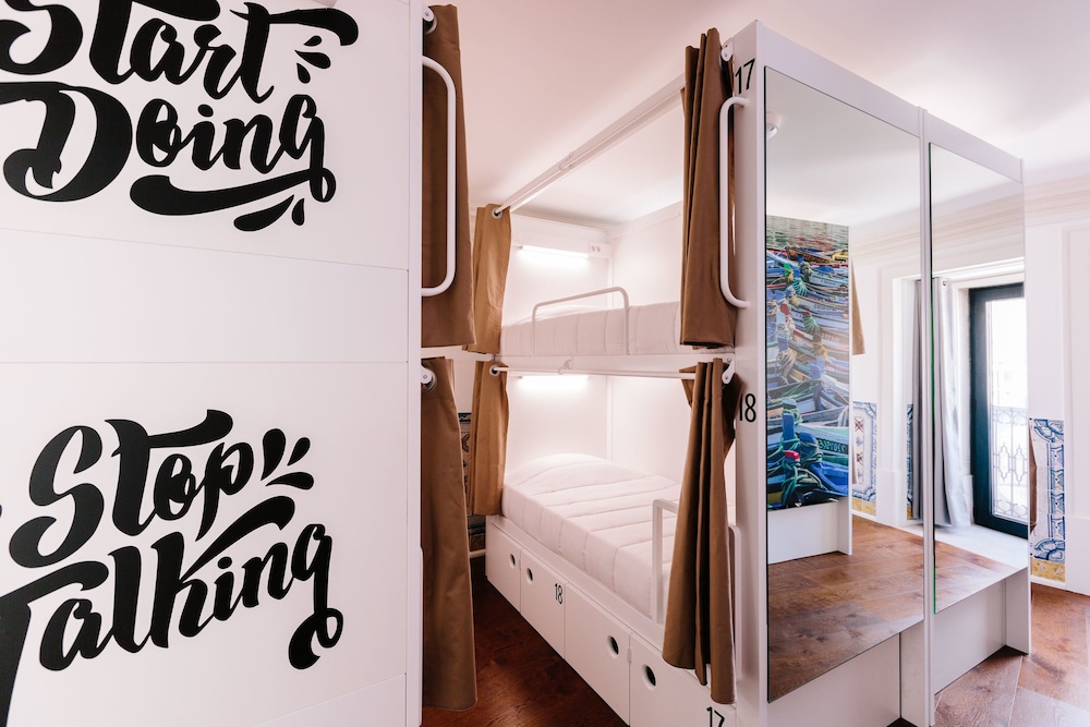 Lisbon South Hostel 9/29