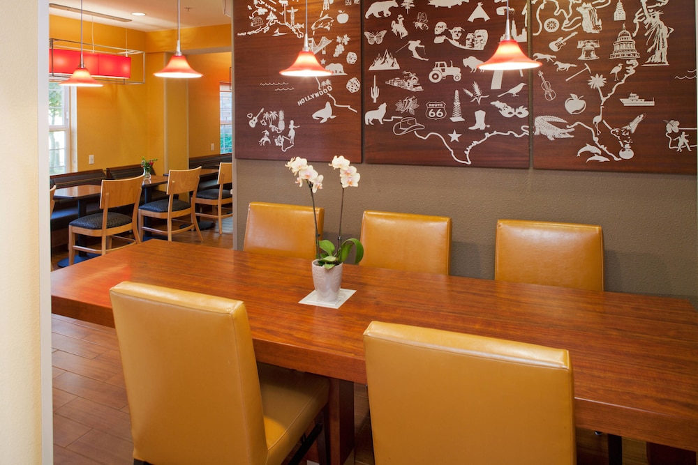 TownePlace Suites Medford 29/41