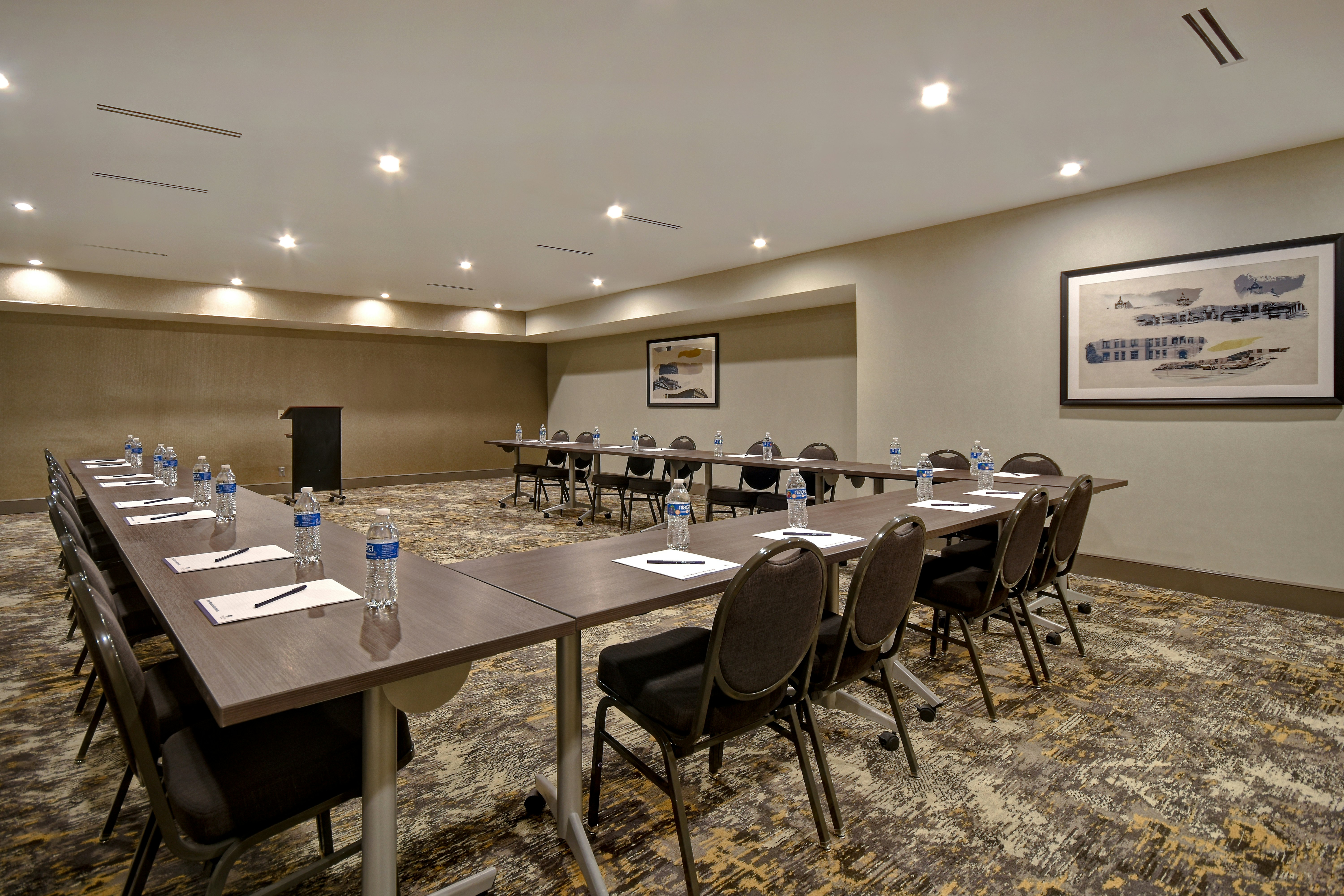 Doubletree By Hilton St Louis Airport Mo 48/59