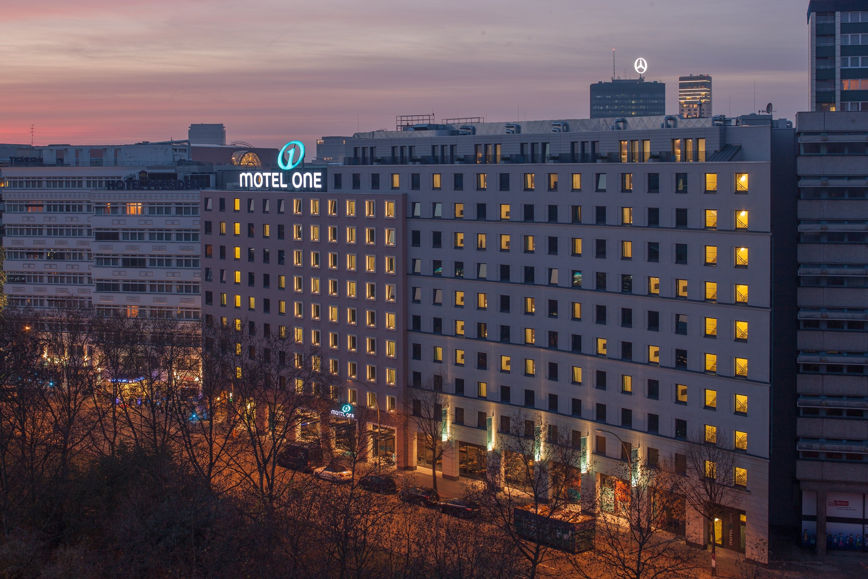 Hotel Motel One Berlin-Tiergarten 1/26