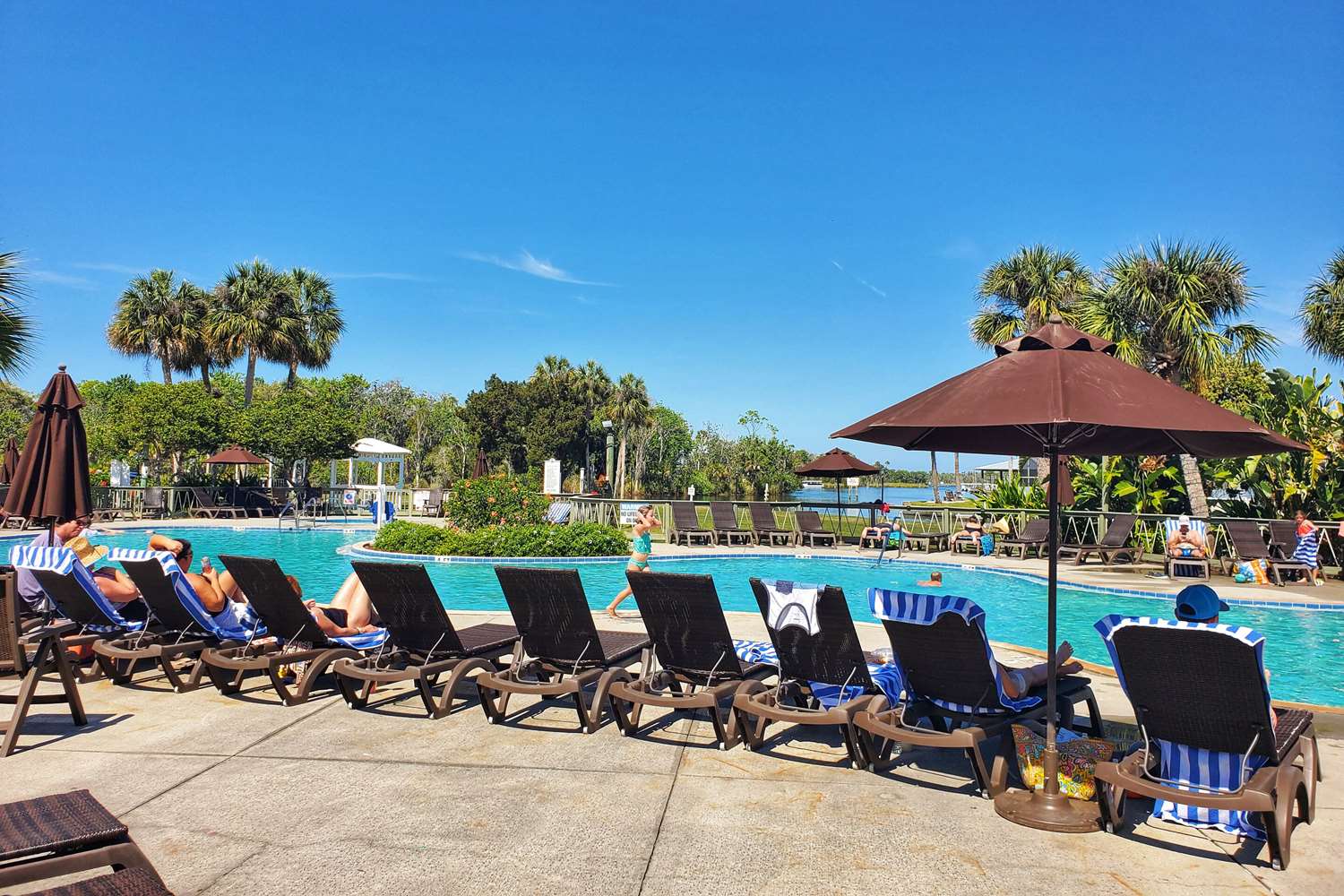 Plantation Resort on Crystal River 32/35