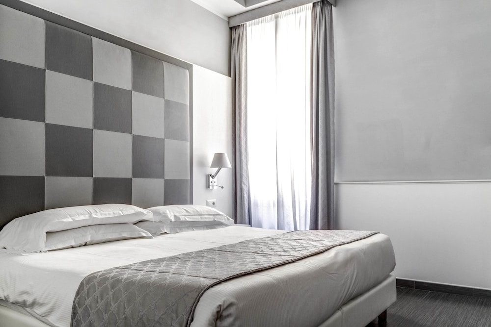 Relais Trevi 95 Boutique Hotel 38/74