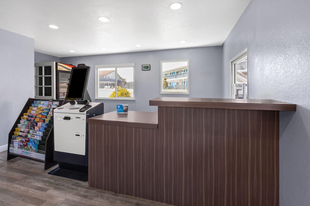 Days Inn by Wyndham Arroyo Grande/Pismo Beach 19/62