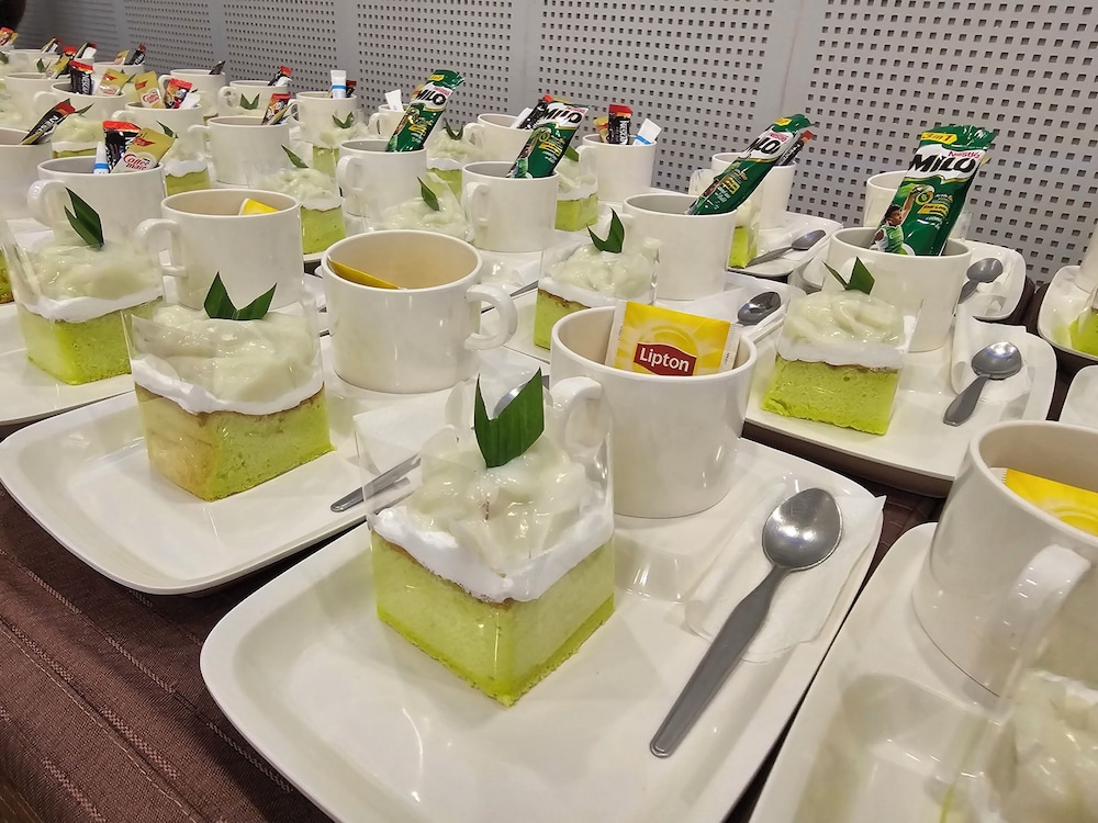 The Green Beach Resort 56/75