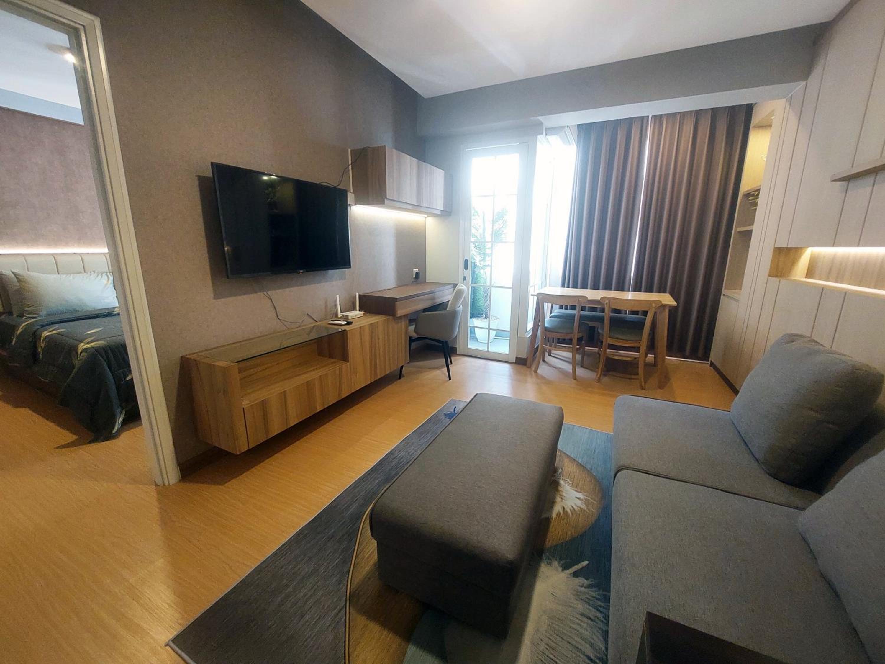 Emerald Apartel 38/51