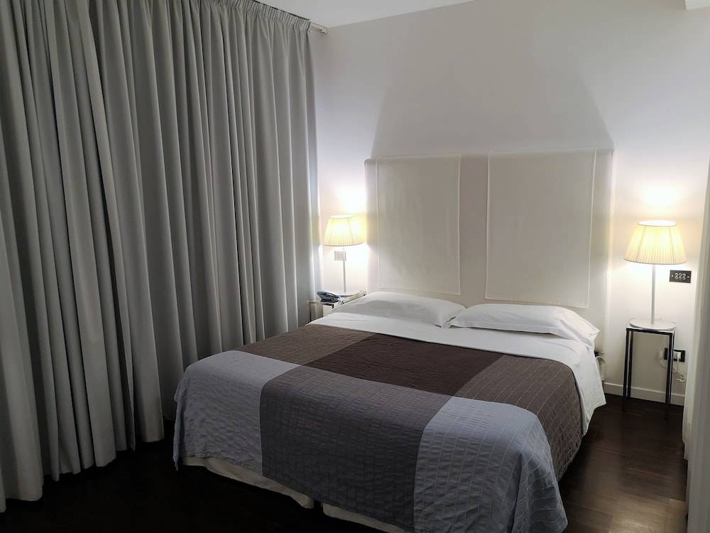 Hotel San Marino Idesign 11/34