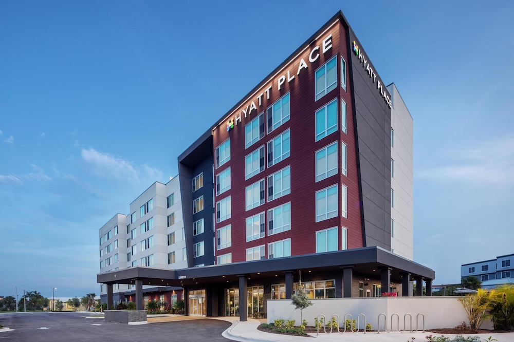 Hyatt Place Cape Canaveral 1/50