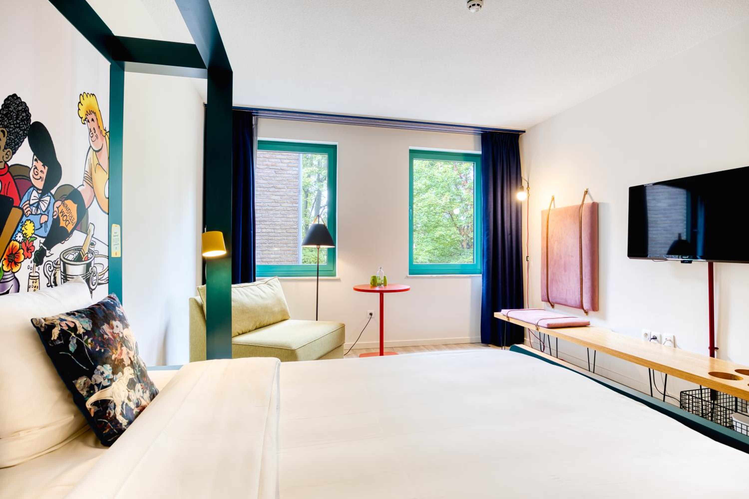غرفة ثلاثية مع أريكة، B&B Hotel Brussels Centre Louise 5/10