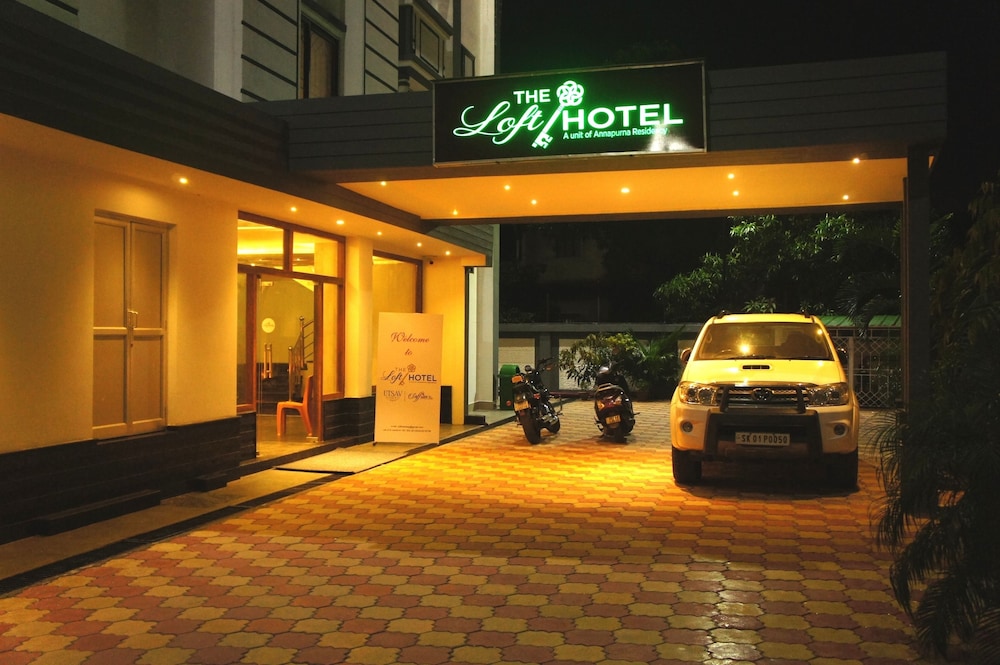 The Loft Hotel 44/50