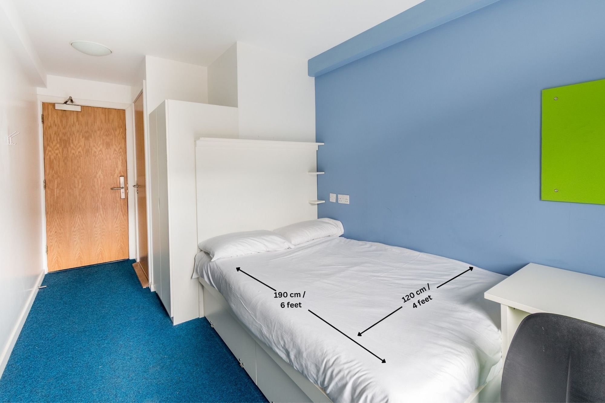ROOM, SEMI DOUBLE BED