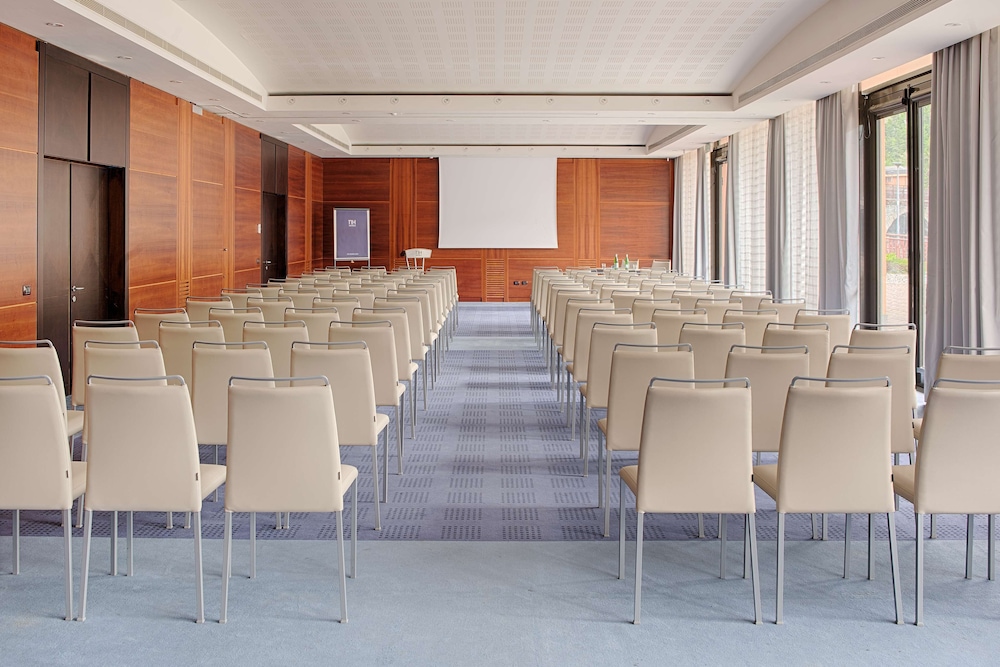 Hotel NH Lecco Pontevecchio 42/50