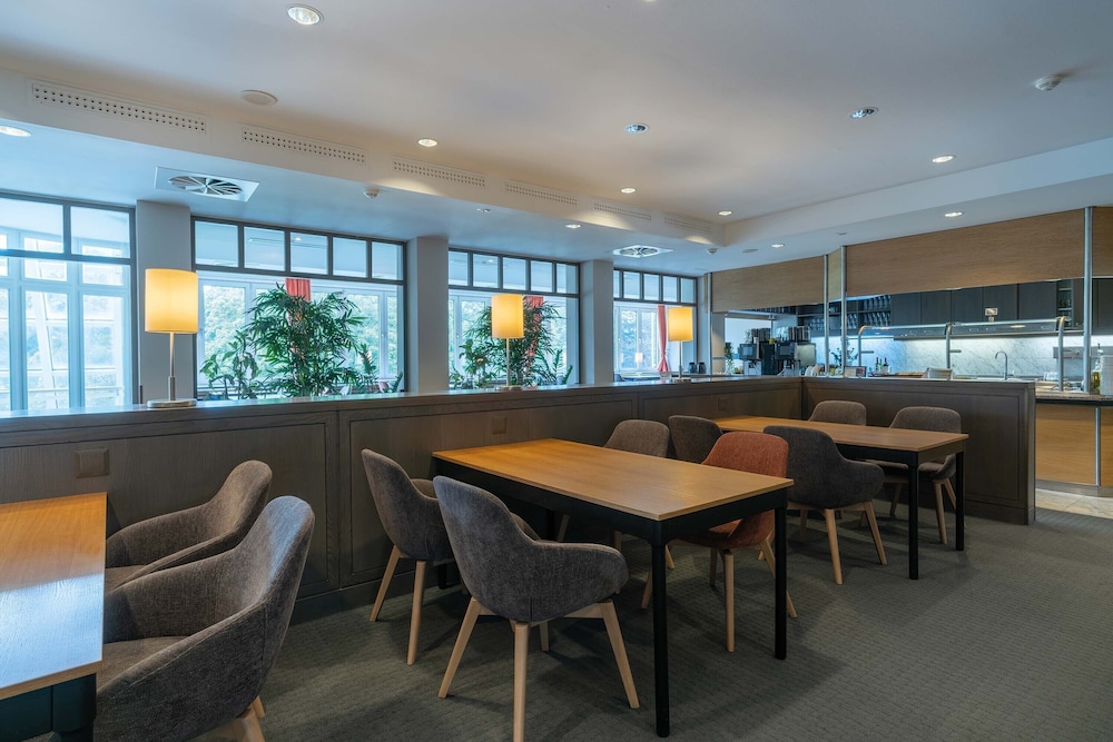 Sunday Hotel Bad Honnef 48/64