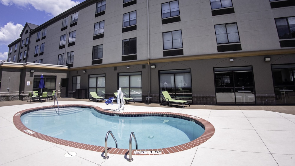 Holiday Inn Express Hotel Suites Charlotte Concord I 85 1/58