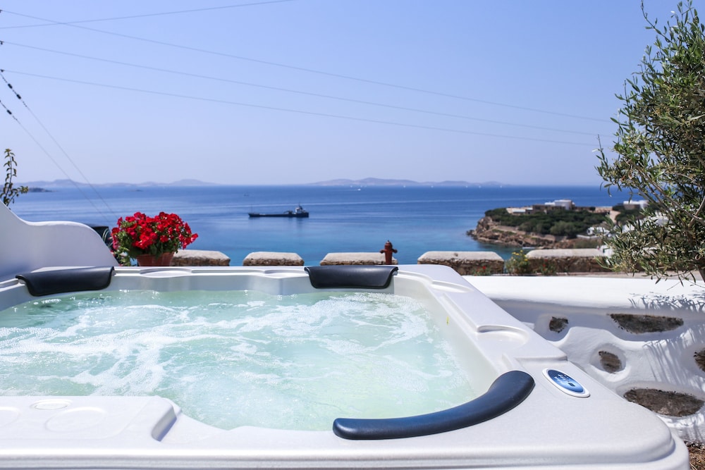 Villa Elina Suites And More 33/46