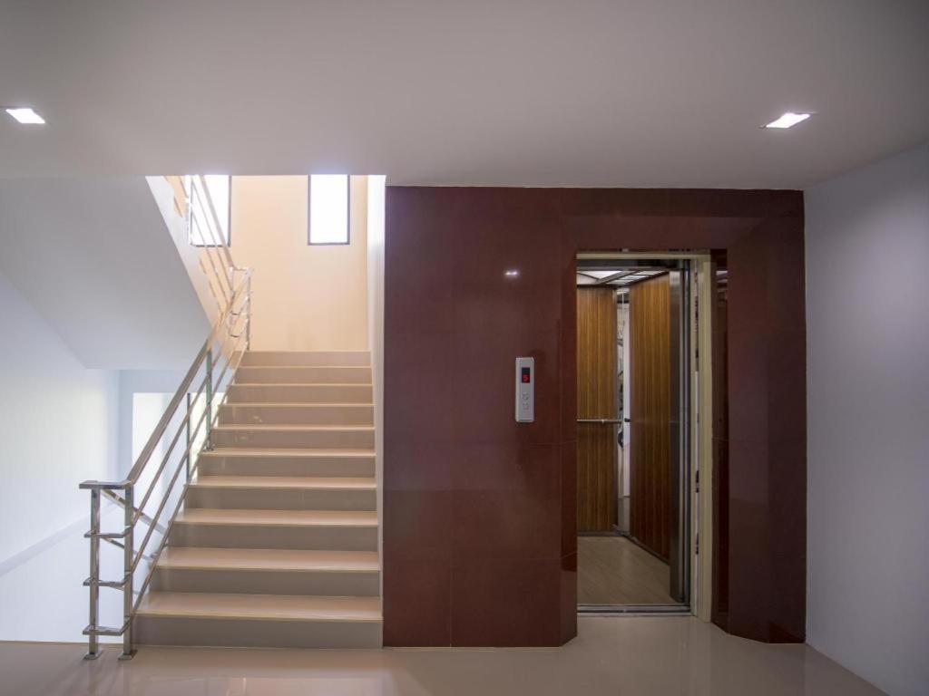 Sixty Six Place Hotel 27/42