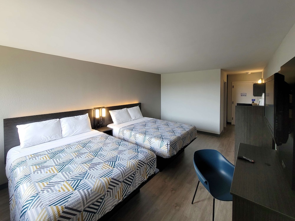 Motel6 Jackson, TN 28/54