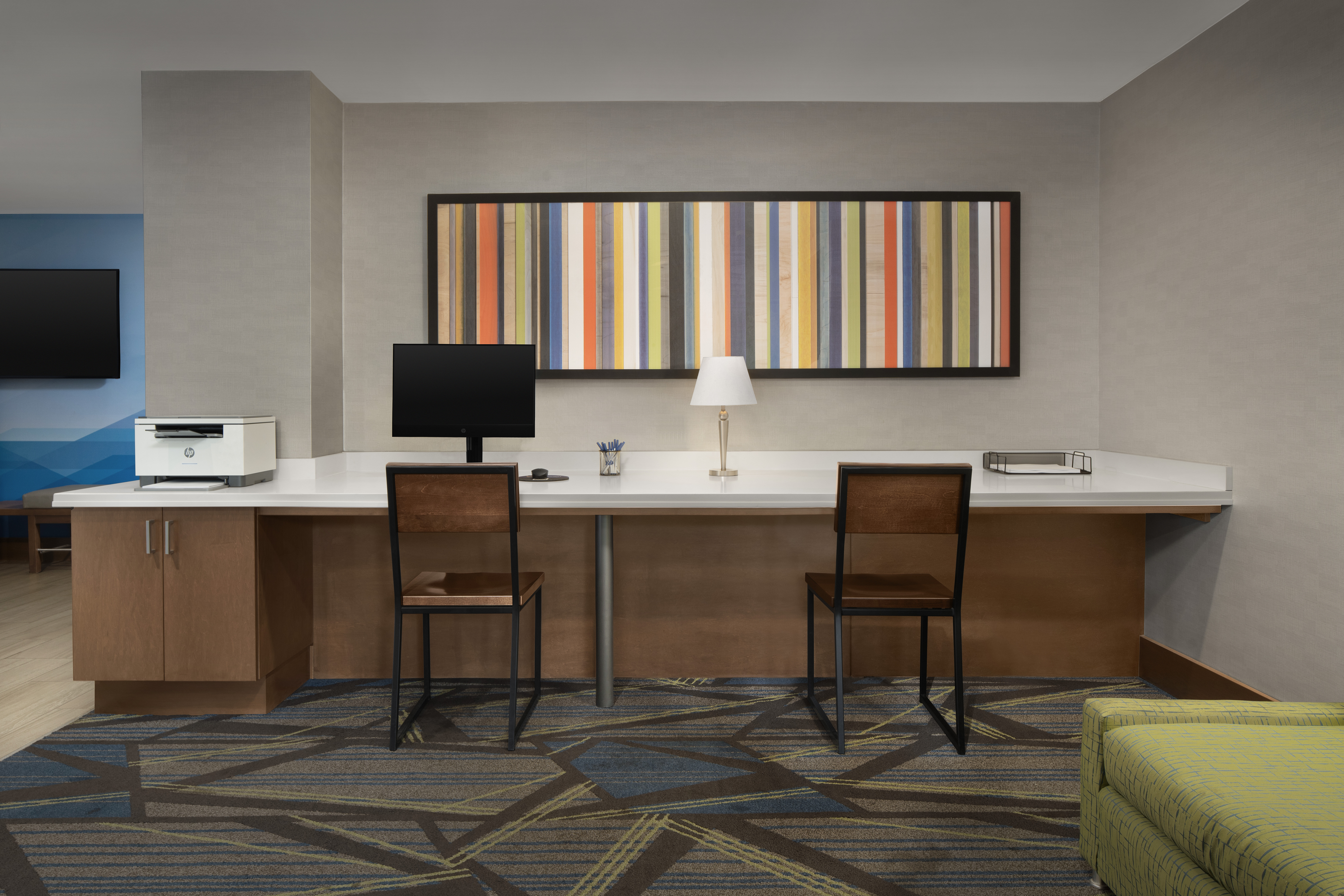 HOLIDAY INN EXPRESS ANDOVER NORTH - LAWRENCE 46/50