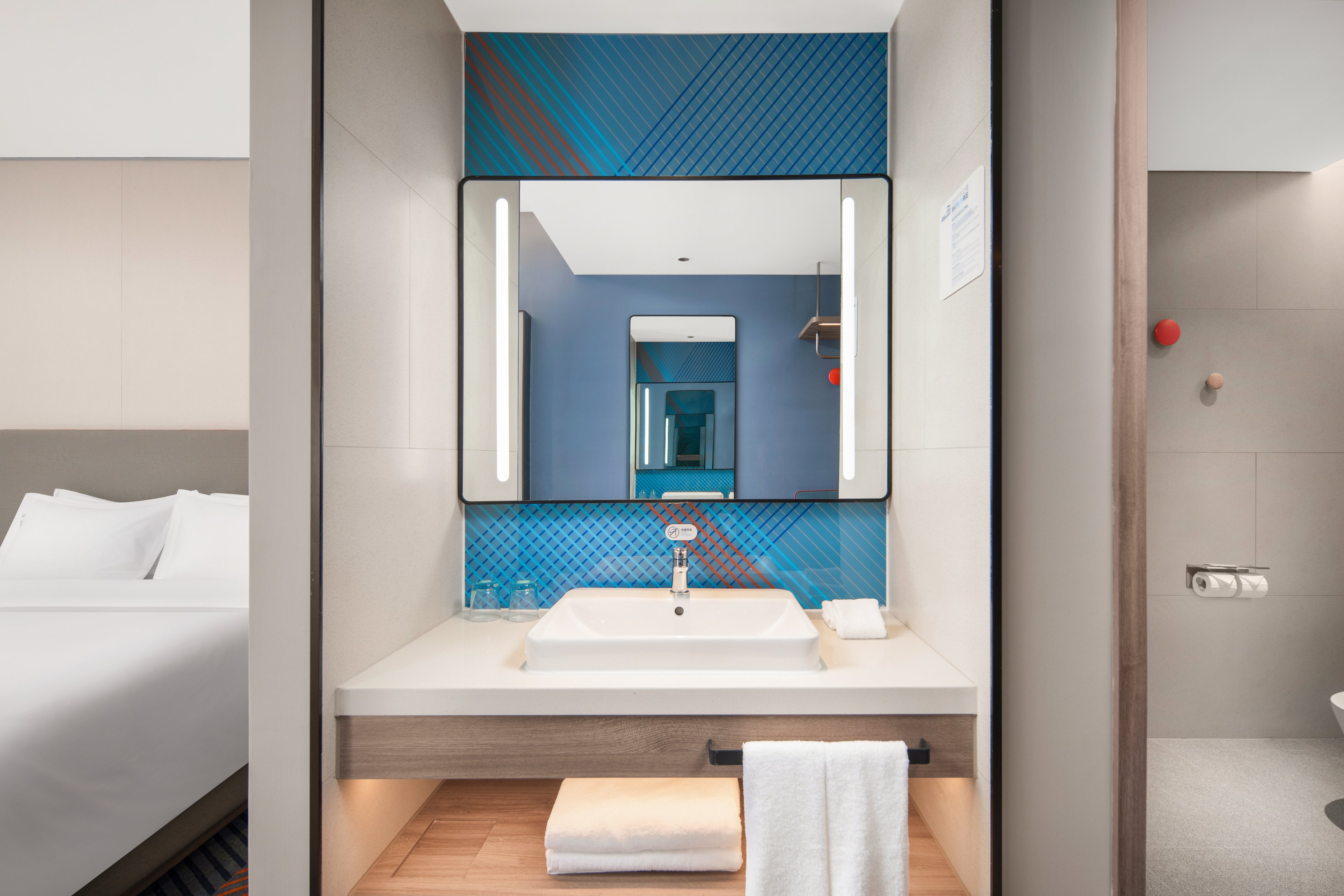 Holiday Inn Express Chongqing Tongliang 44/50