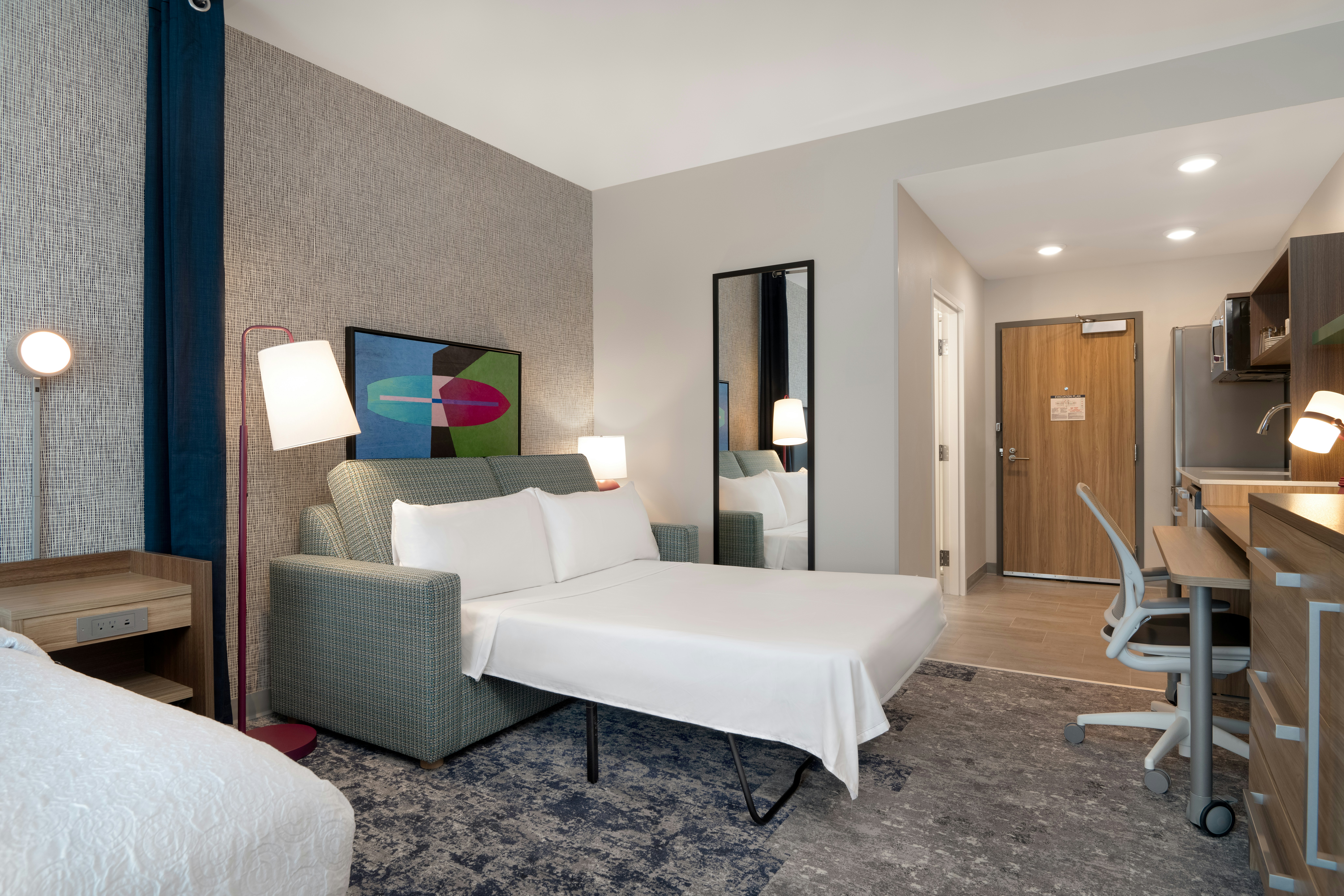 Studio, Suite, King Bed, Accessible